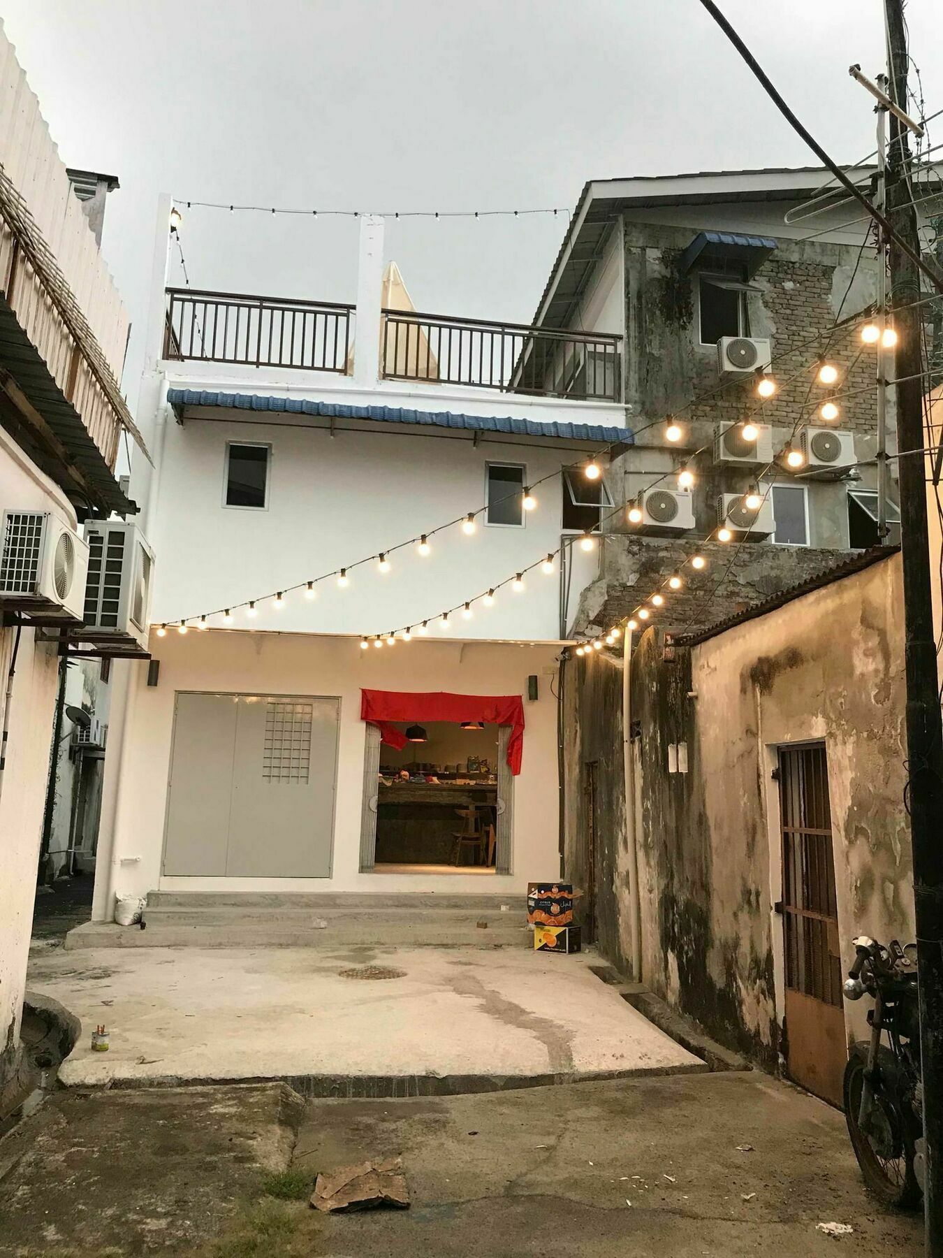 Rainbow House George Town Exterior foto